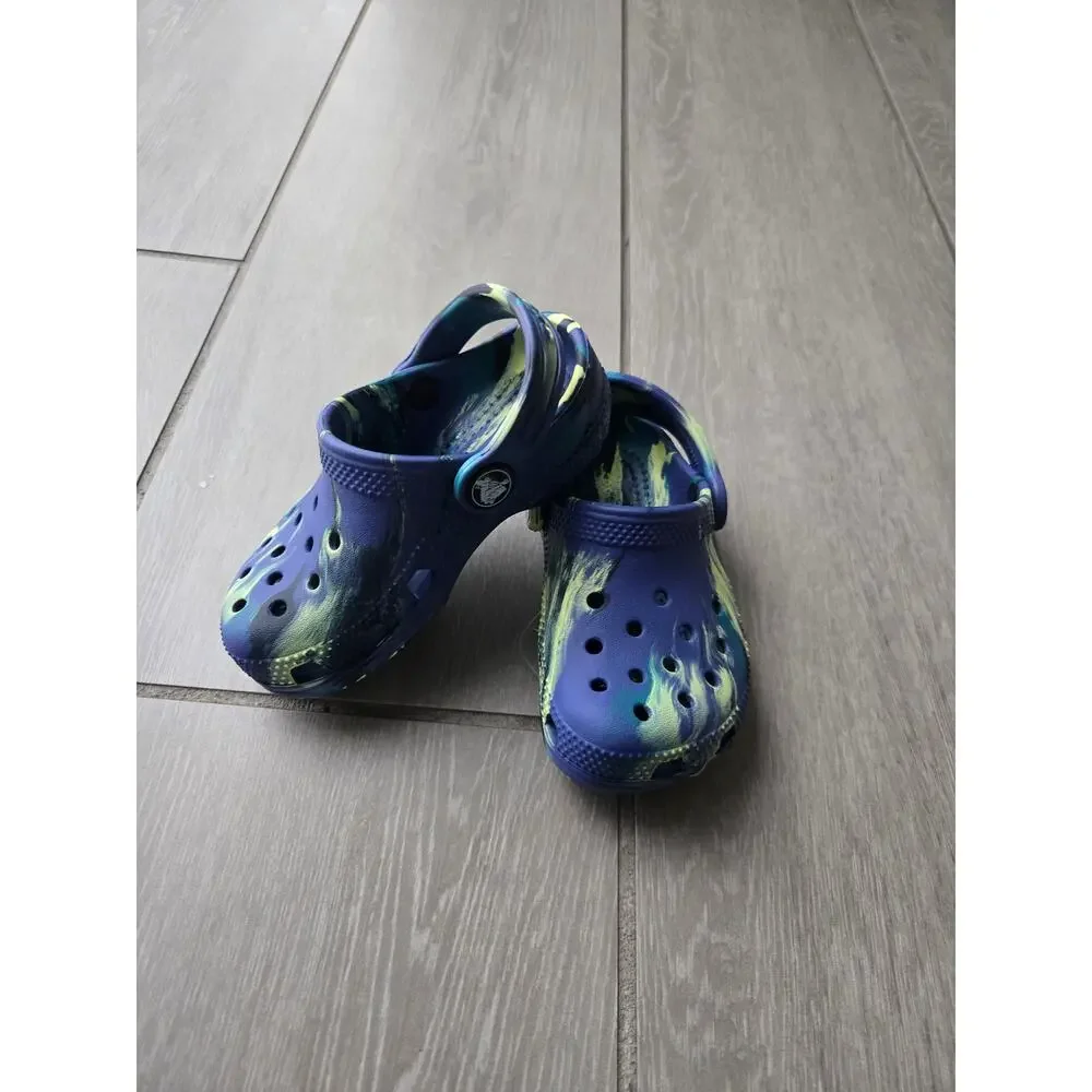 CROCS brand new